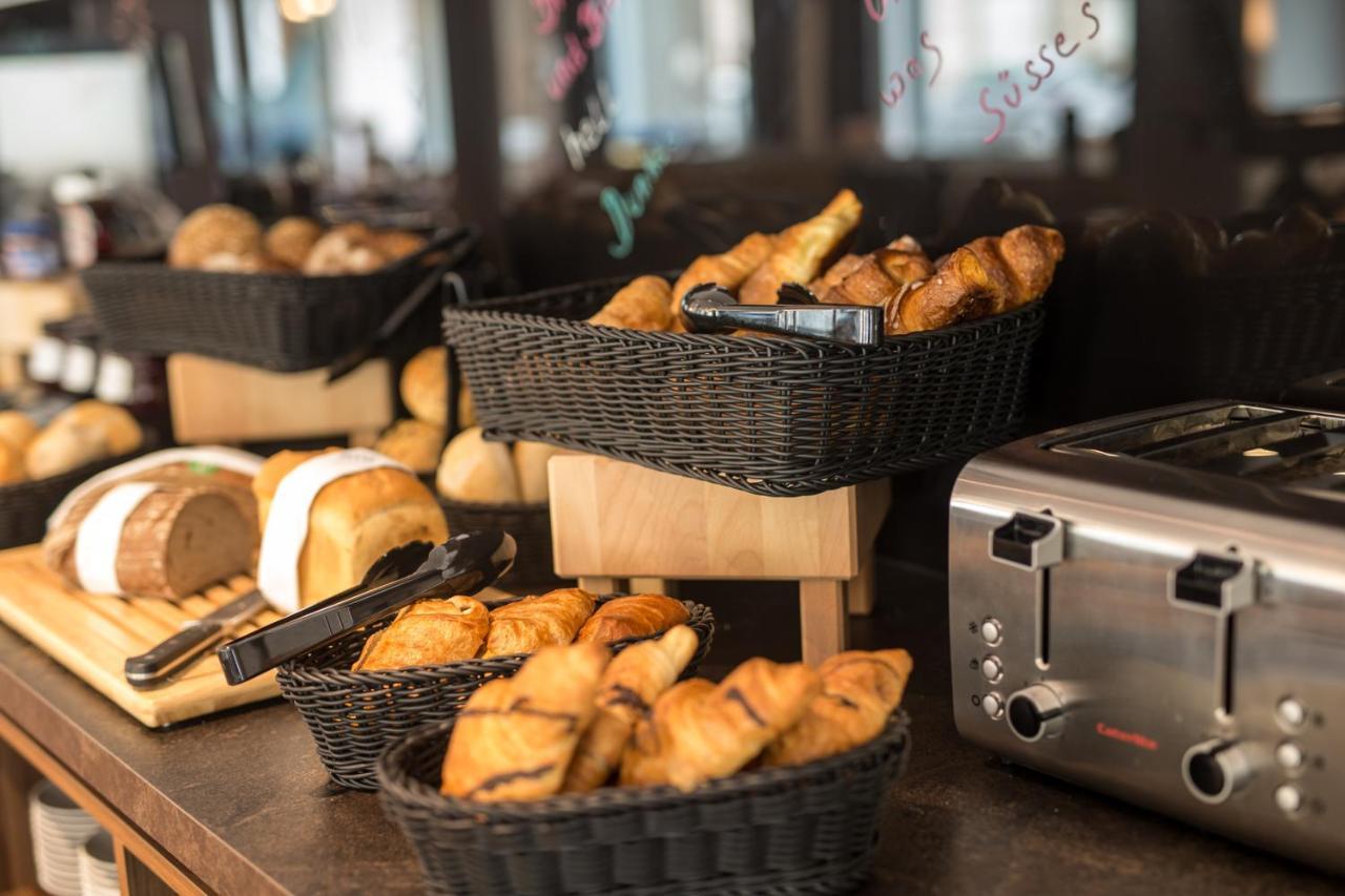 Holiday Inn - The Niu, Rig Luebeck By Ihg Esterno foto